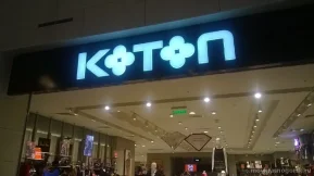 Магазин одежды Koton 