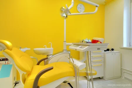 Стоматологическая клиника Fresh Dental Clinics на Ильинском бульваре фото 1