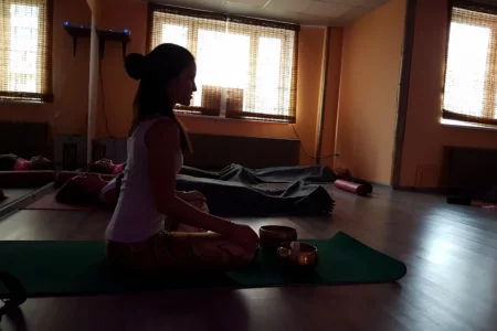Студия йоги YogaLike: безопасная йога с Ольгой Гончаровой фото 1