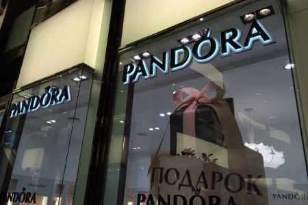 Магазин ювелирных изделий Pandora на Международной улице фото 5