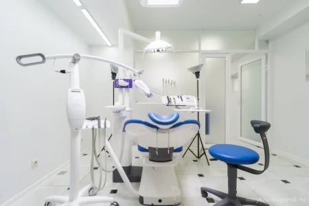 Стоматологический центр Dentis на Красногорском бульваре фото 6